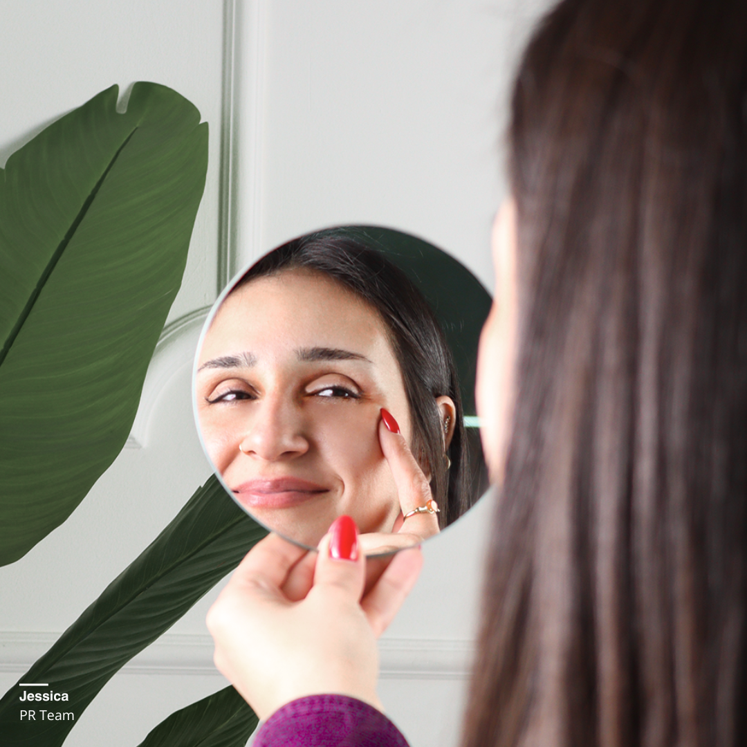 woman satisfied with LIFT+ anti aging serum by Rawnaqy